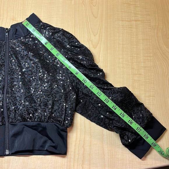 Weissman Dance Cropped Sequin Jacket - Picture 6 of 7